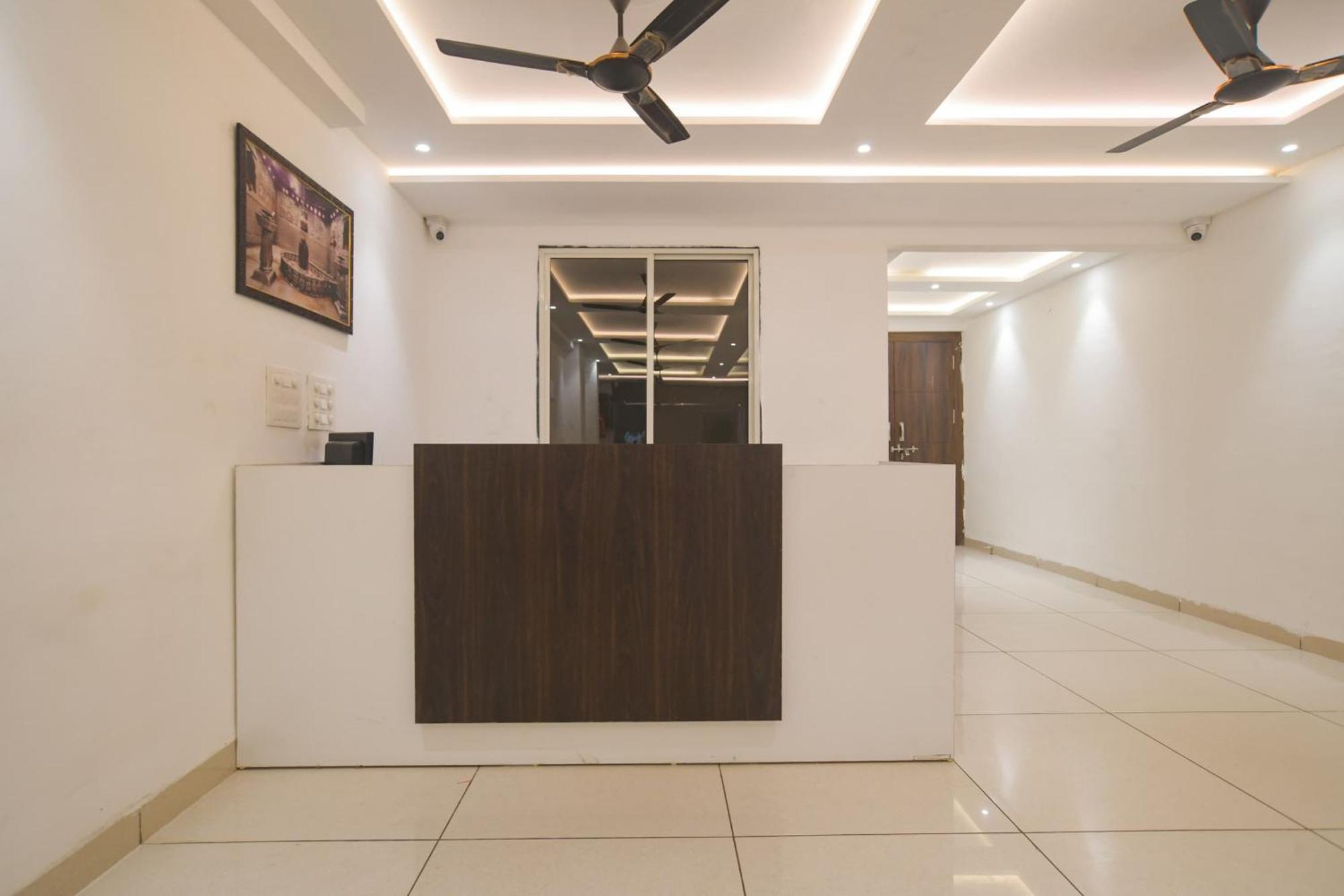 Hotel O Rudraksh Indore Bagian luar foto