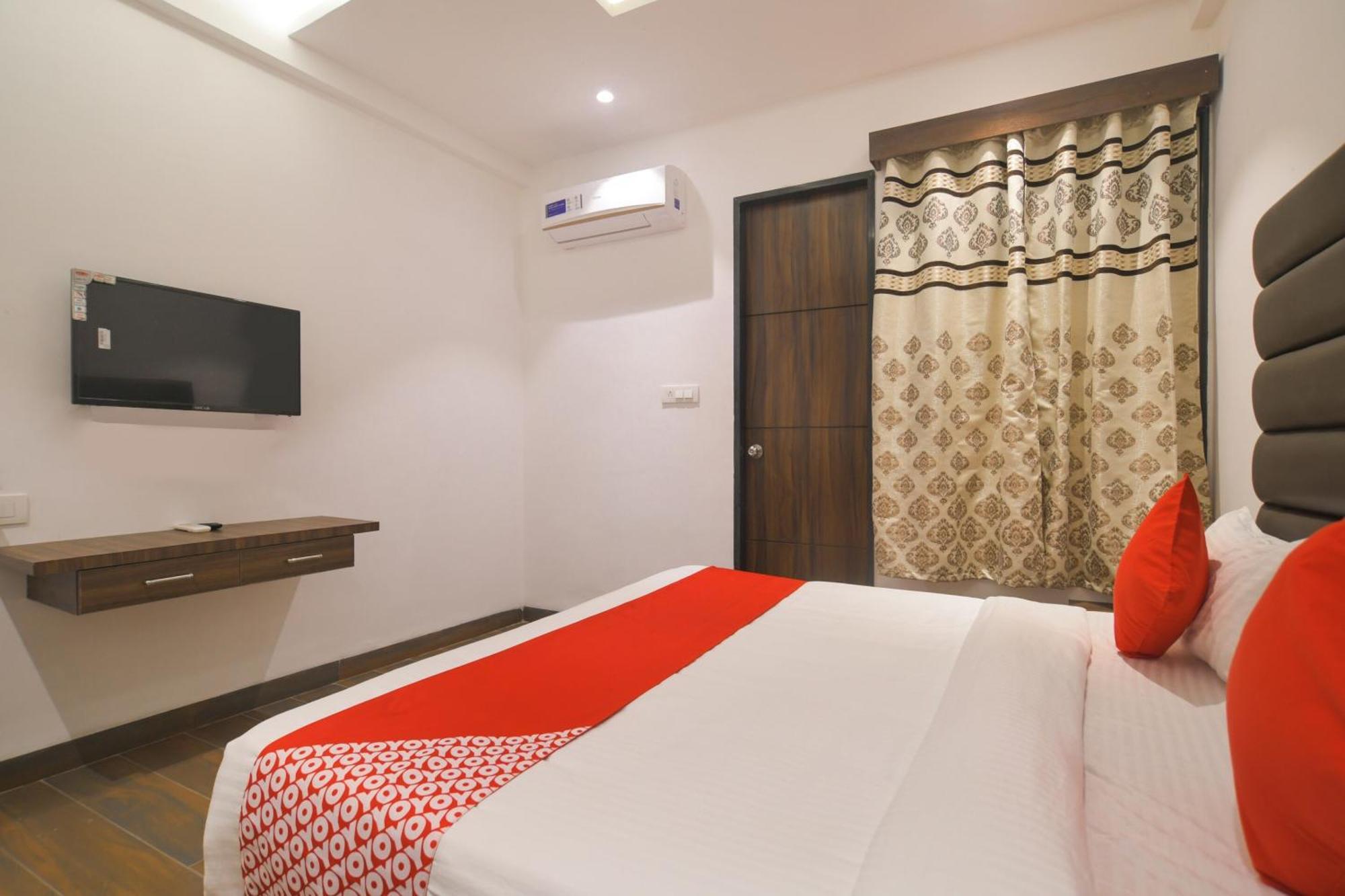 Hotel O Rudraksh Indore Bagian luar foto