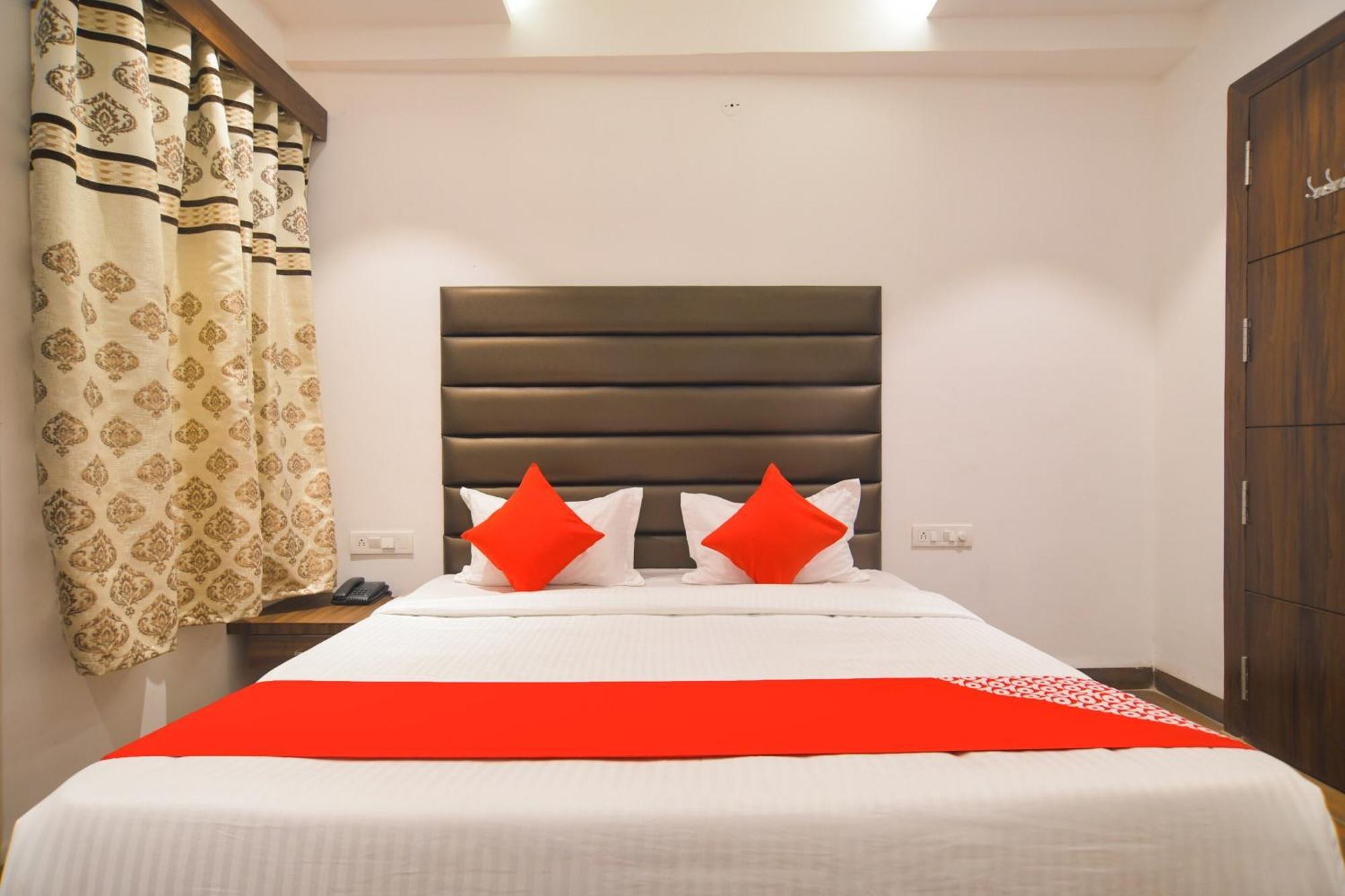 Hotel O Rudraksh Indore Bagian luar foto